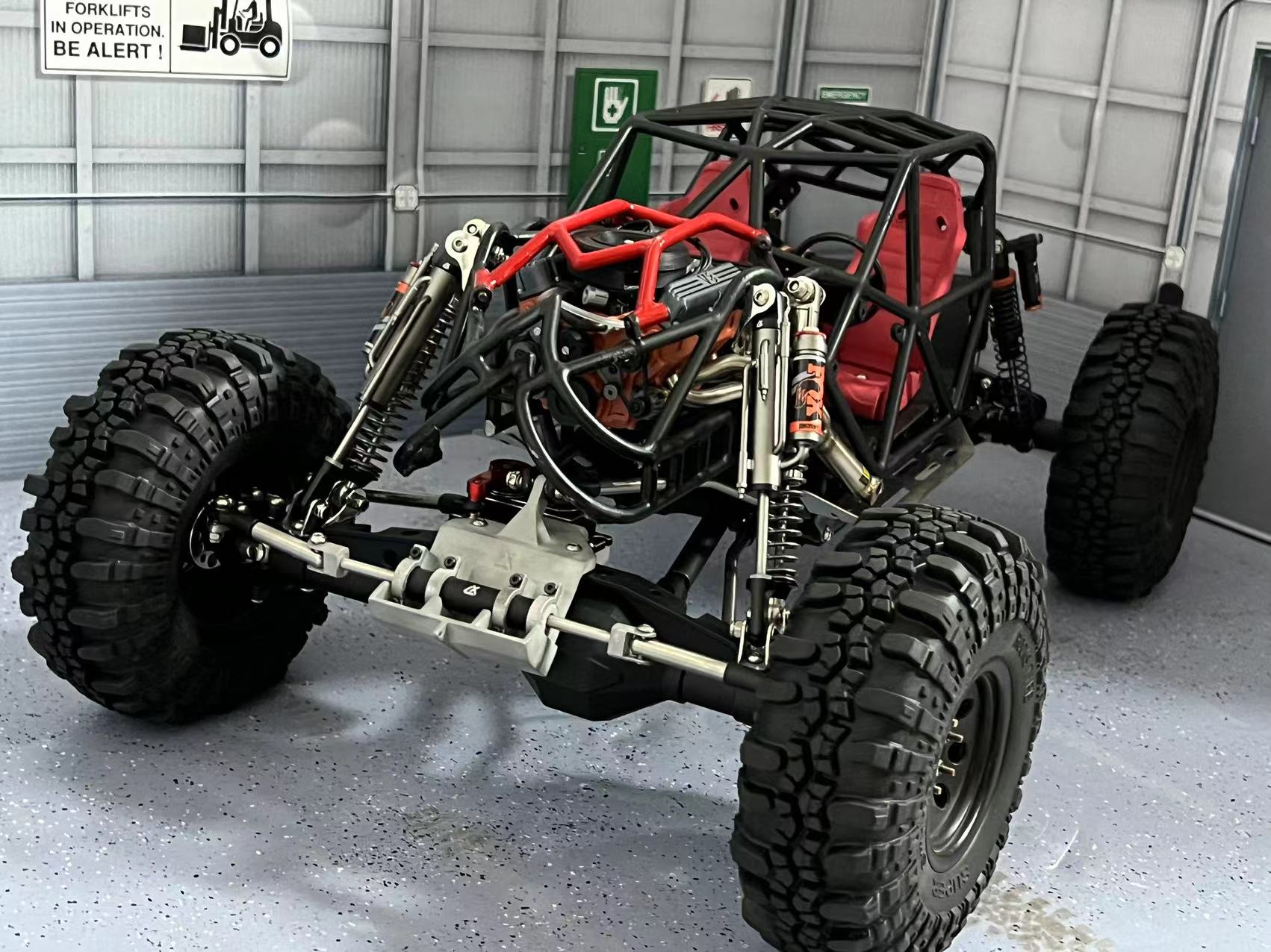 1/10 handmade simulation engine model
