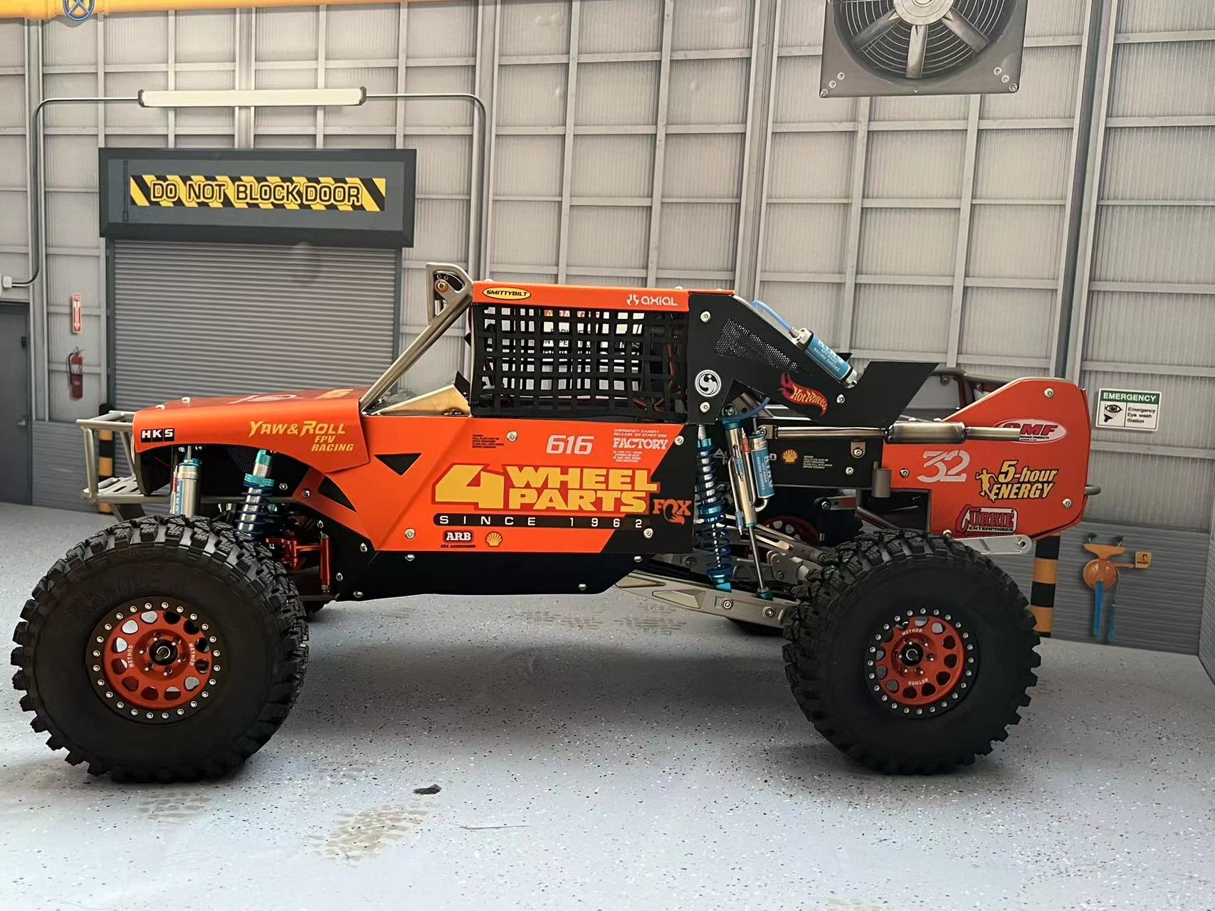 Orange 1/10 ultra4 titanium cage