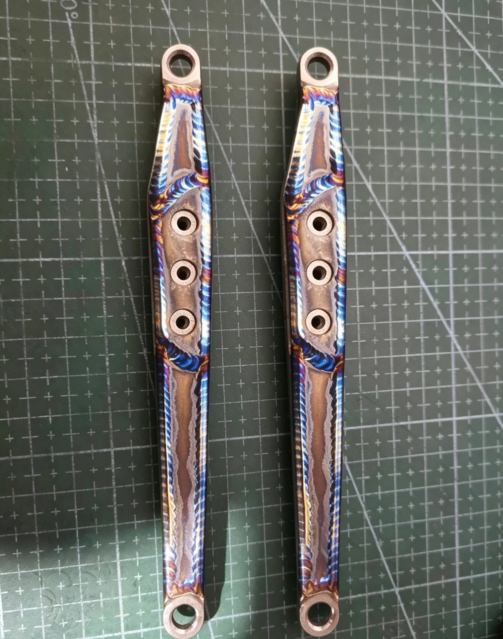Pure manual welding version UDR/YETI trailing arm