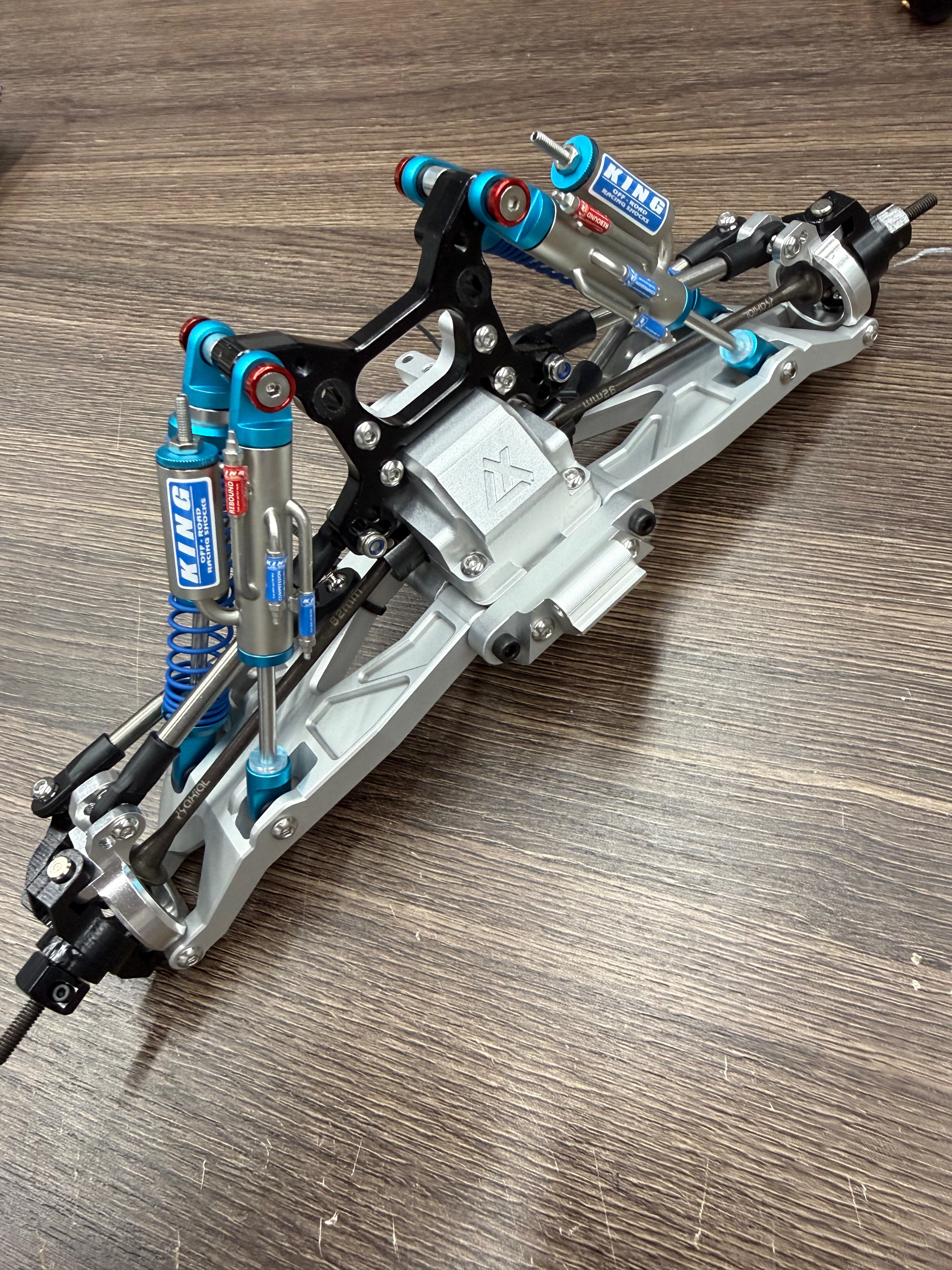1/10 YETI front independent suspension