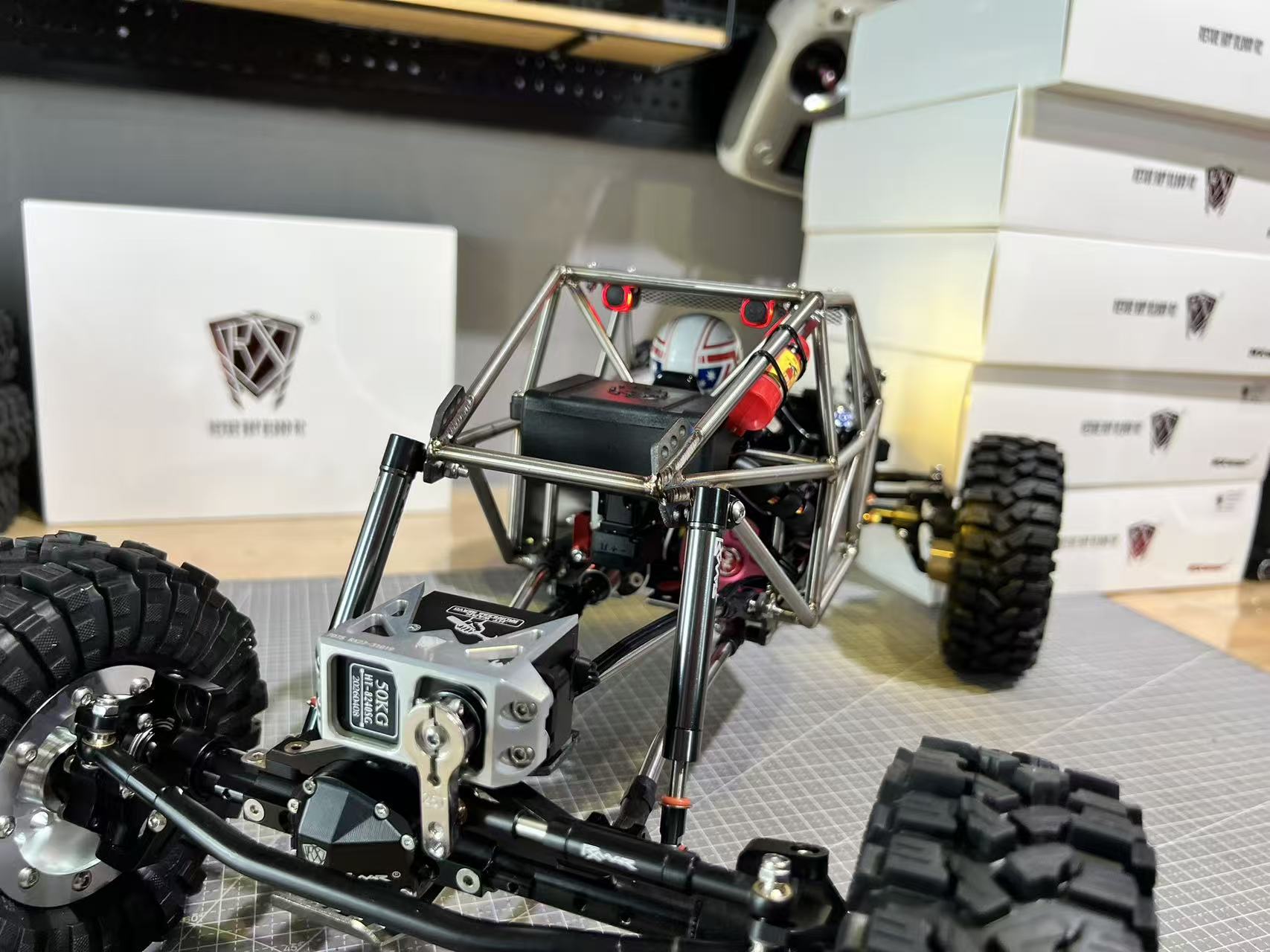 1/10 Scx10/capra Rock Rover Titanium Alloy Cage