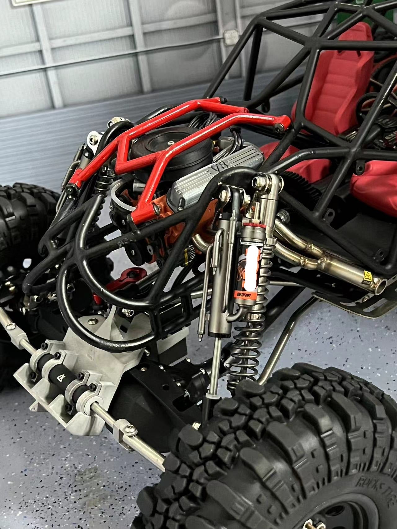 ROCK BUGGY Truck custom titanium alloy metal cage