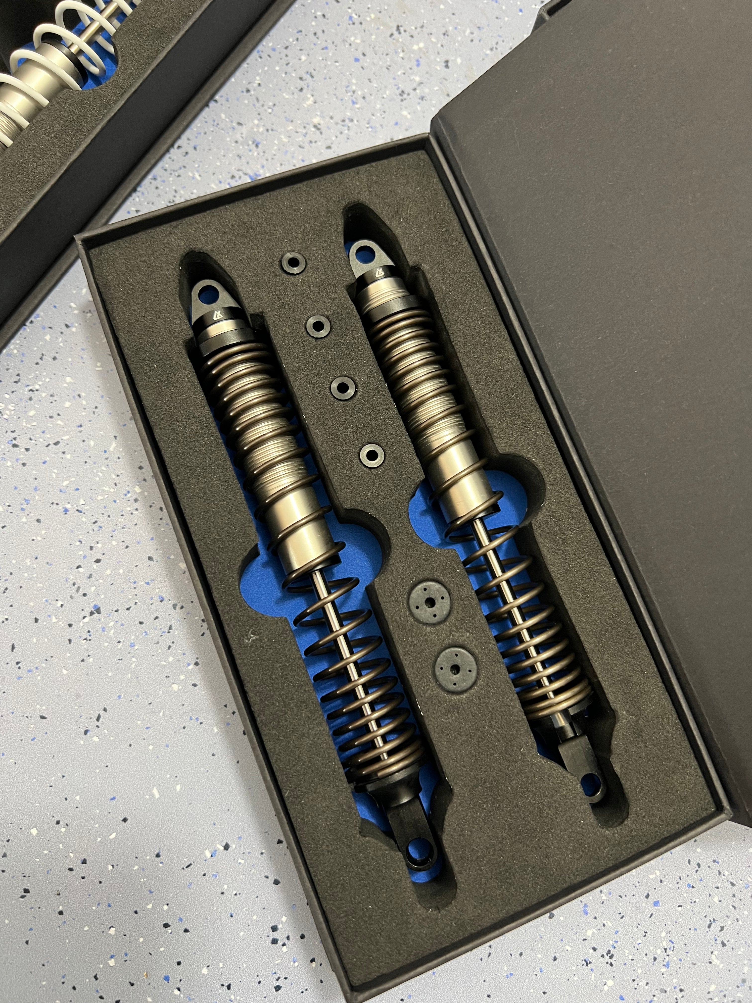 1/7UDR 135mm,140mm, 145,mm metal hydraulic shock absorber