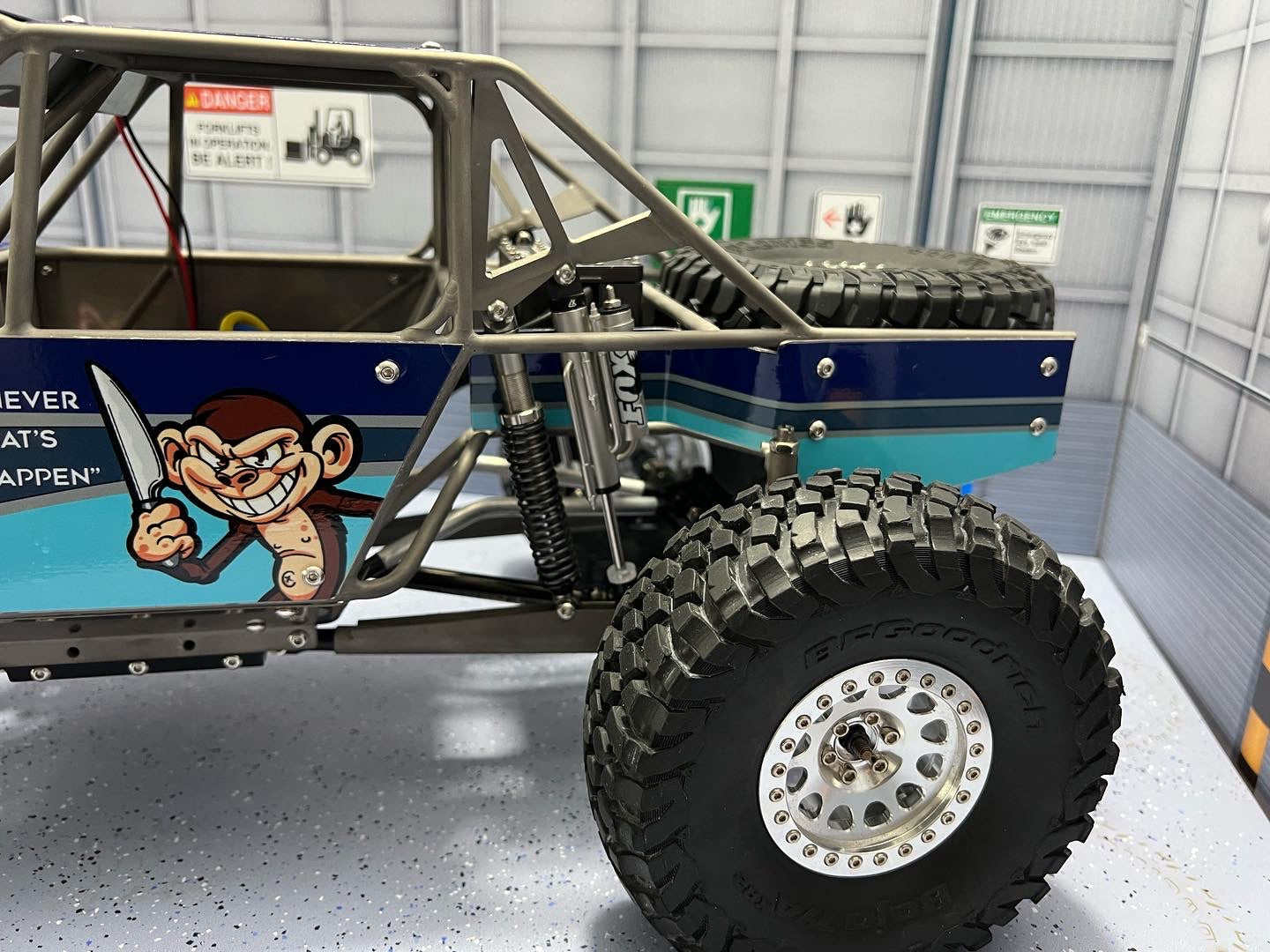 UT4 (monkey version)Titanium alloy cage customization