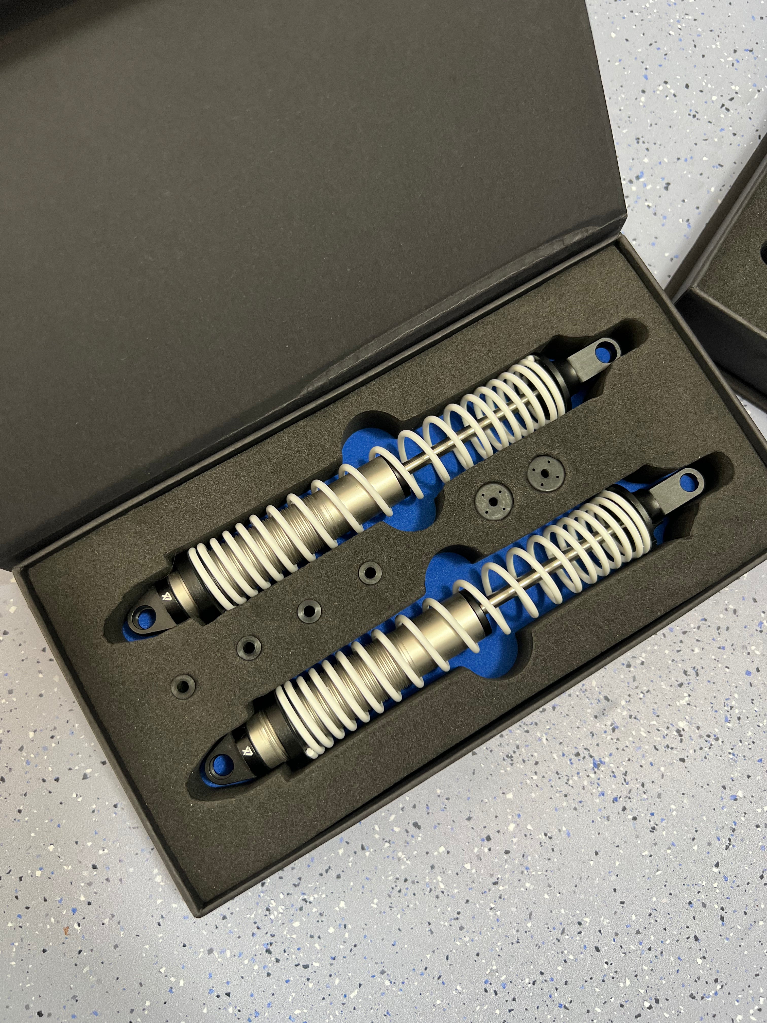 1/7UDR 135mm,140mm, 145,mm metal hydraulic shock absorber