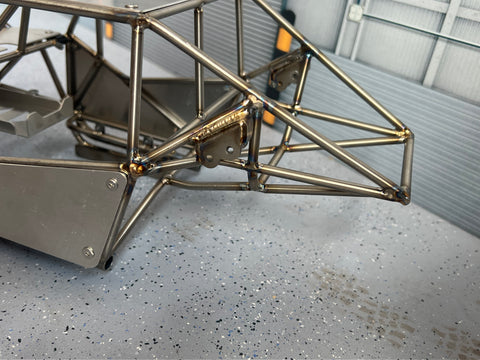 1/8 AXP8 Gilamon Titanium Cage Climbing Car