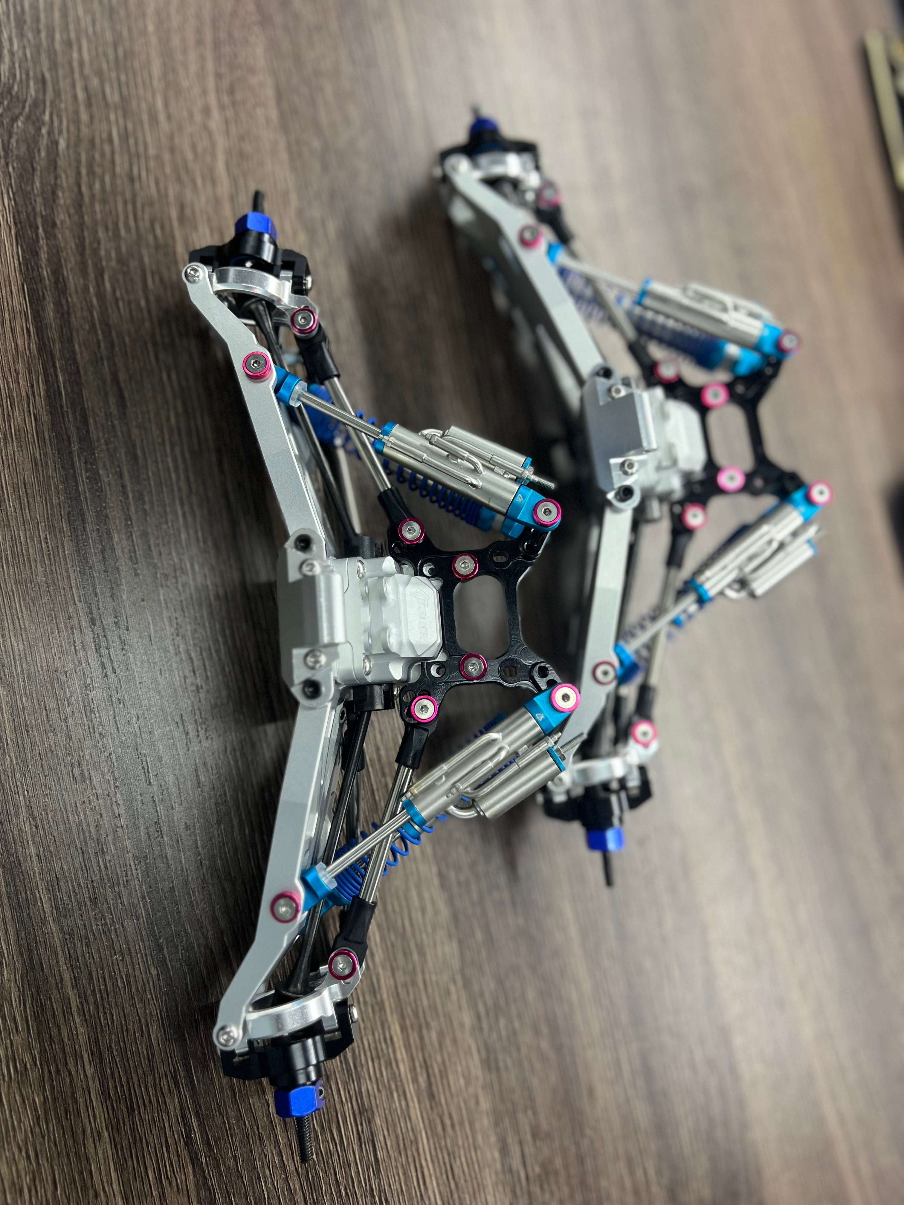 1/10 YETI  front independent suspension