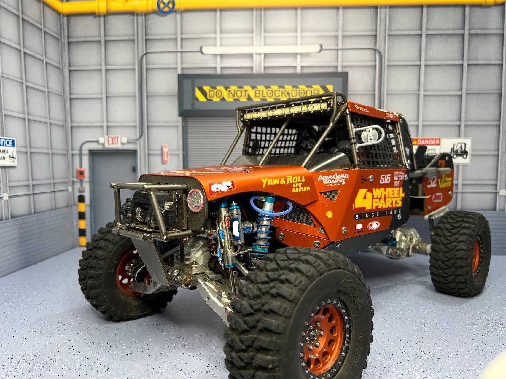Orange 1/10 ultra4 titanium cage