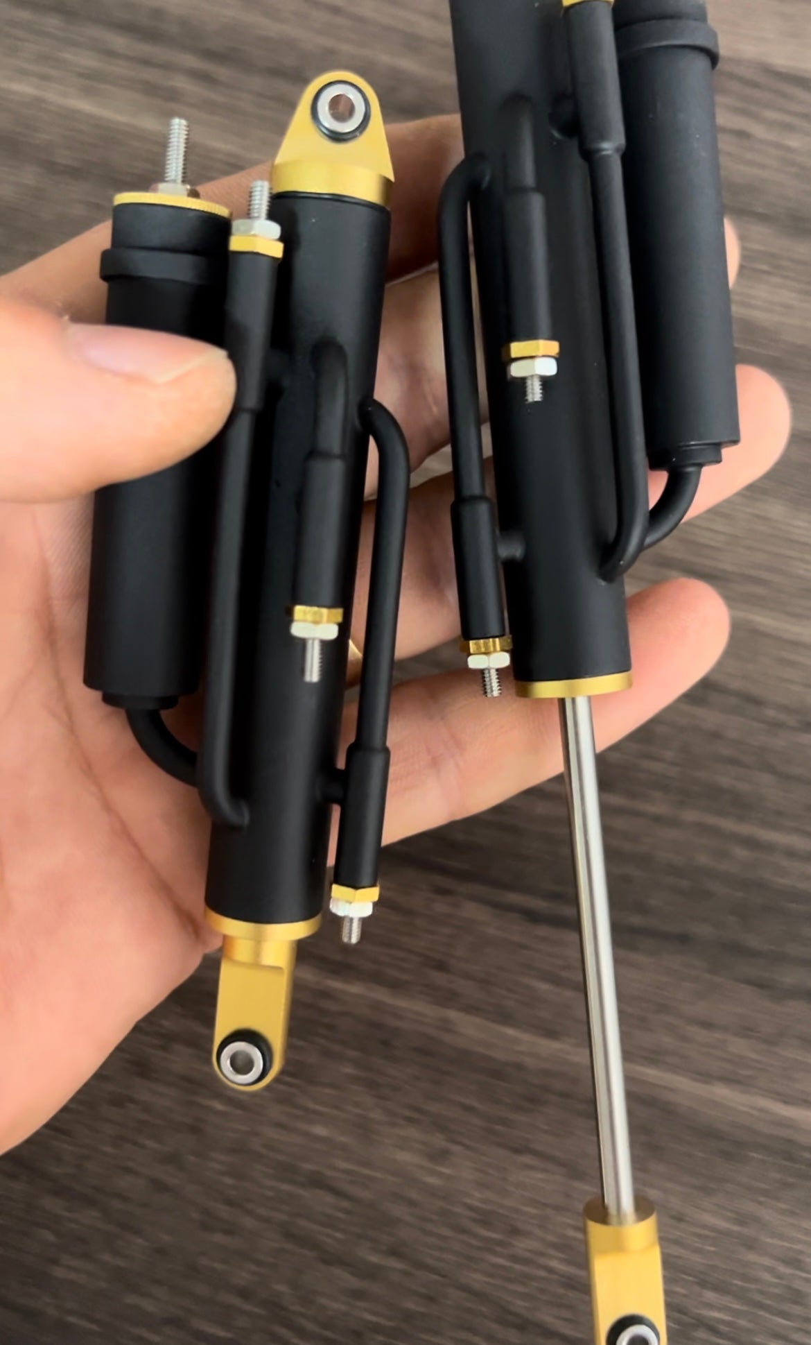UDR1/7，LOSI SUPER BAJA REY2.0 1/6bypass shocks