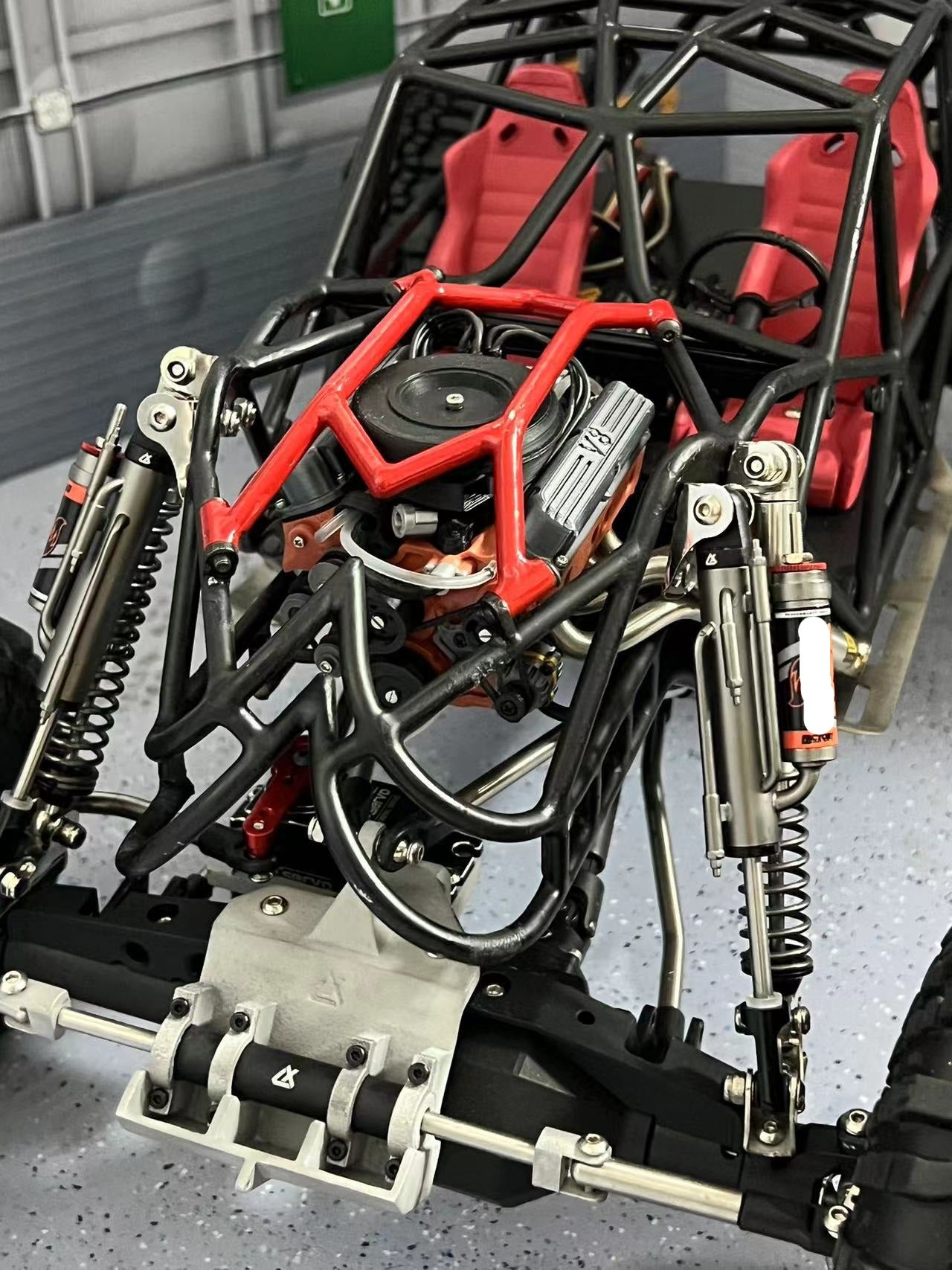 ROCK BUGGY Truck custom titanium alloy metal cage
