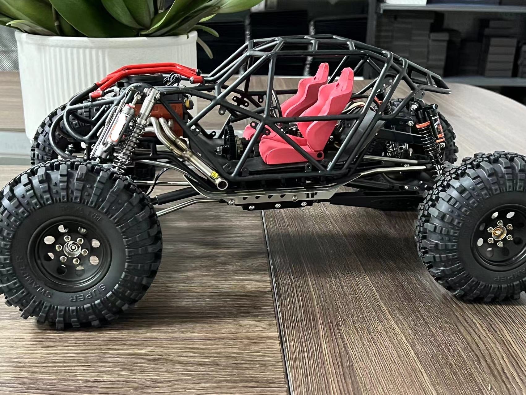 ROCK BUGGY Truck custom titanium alloy metal cage