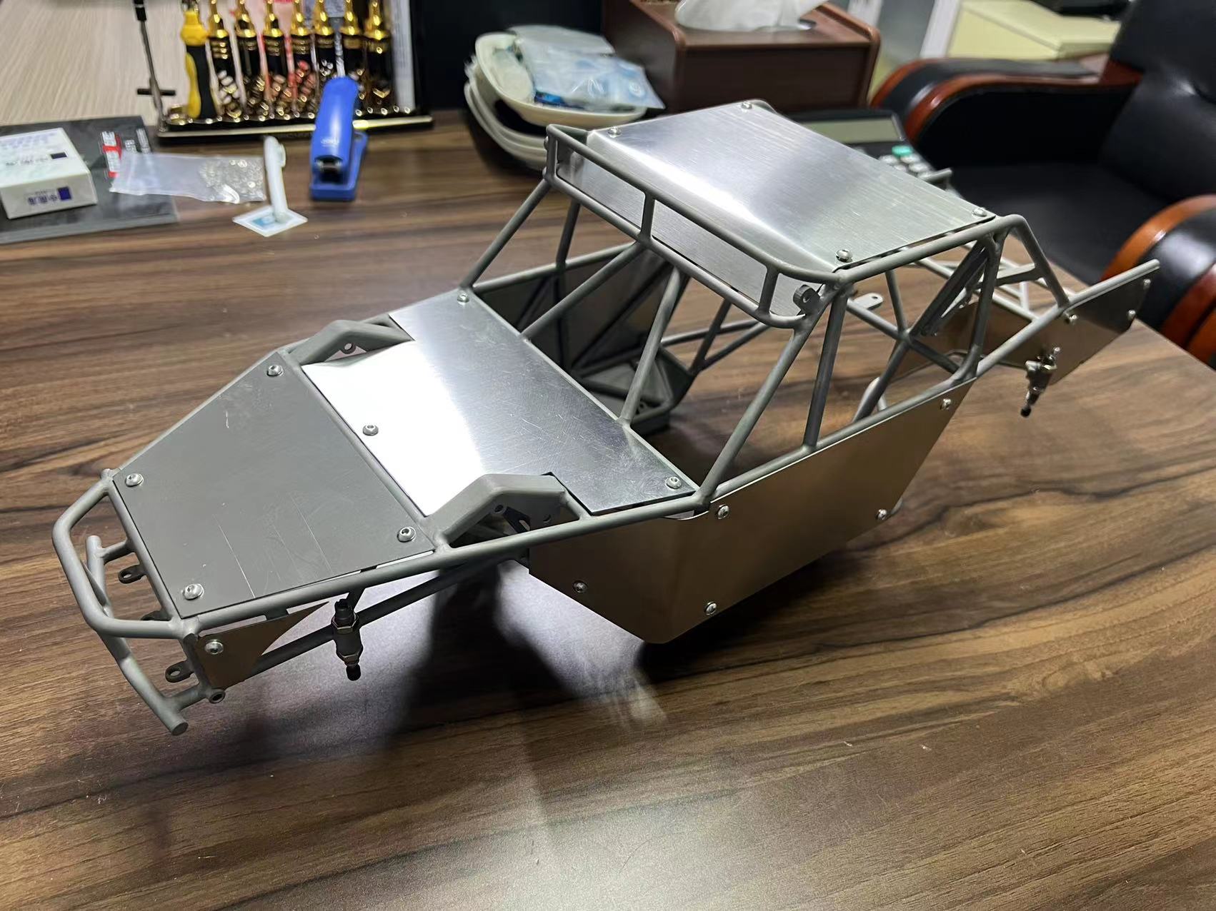UT4 (monkey version）Titanium alloy cage customization